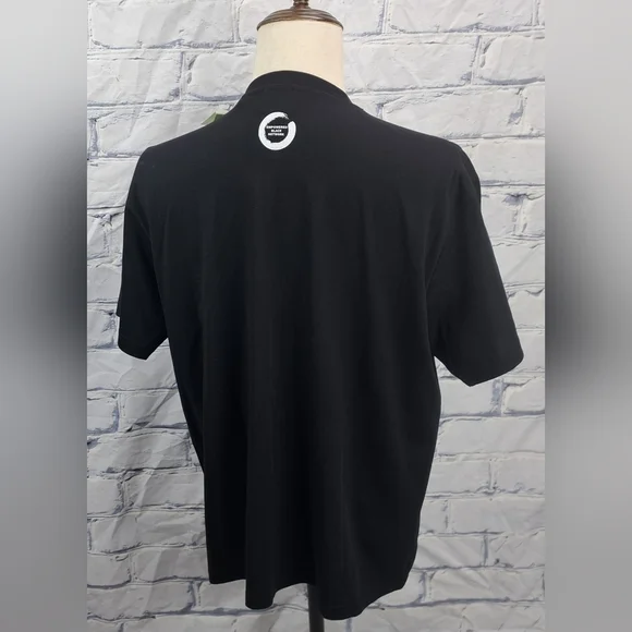 NWT Burberry Men's T-Shirt Tee Black Power Fist TB Logo Organic Medium - Picture 14 of 16